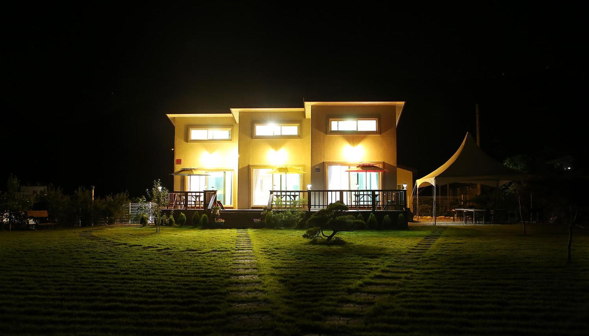 Yeongwol Dongghang Story Hotel Exterior photo